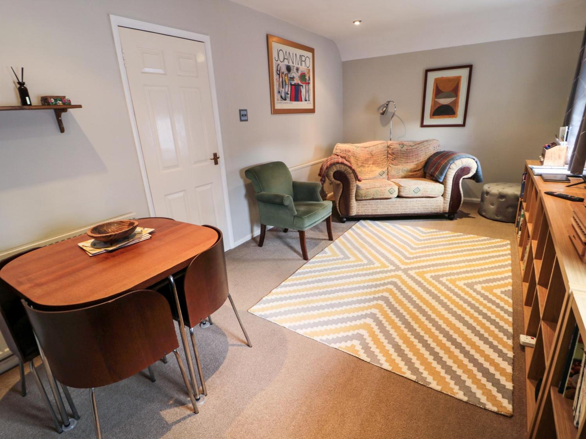 60b Castlegate *